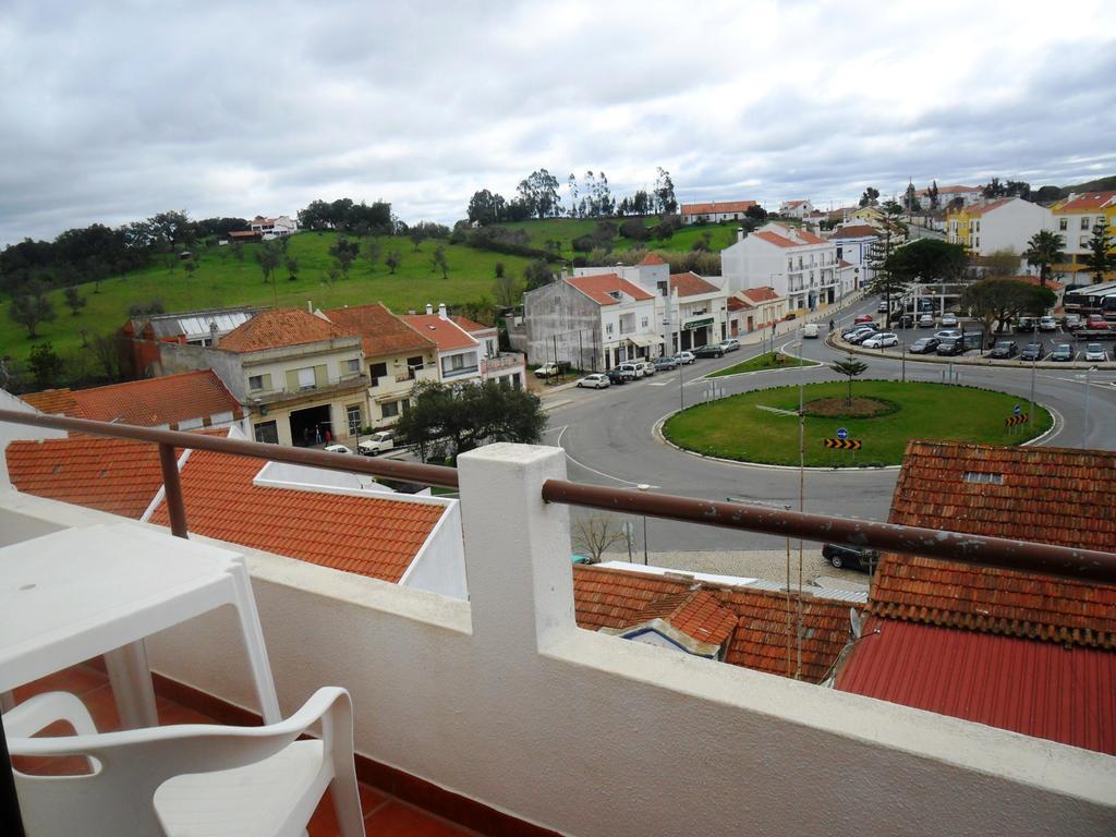 Apartamentos Bau-Doce Cercal do Alentejo ห้อง รูปภาพ